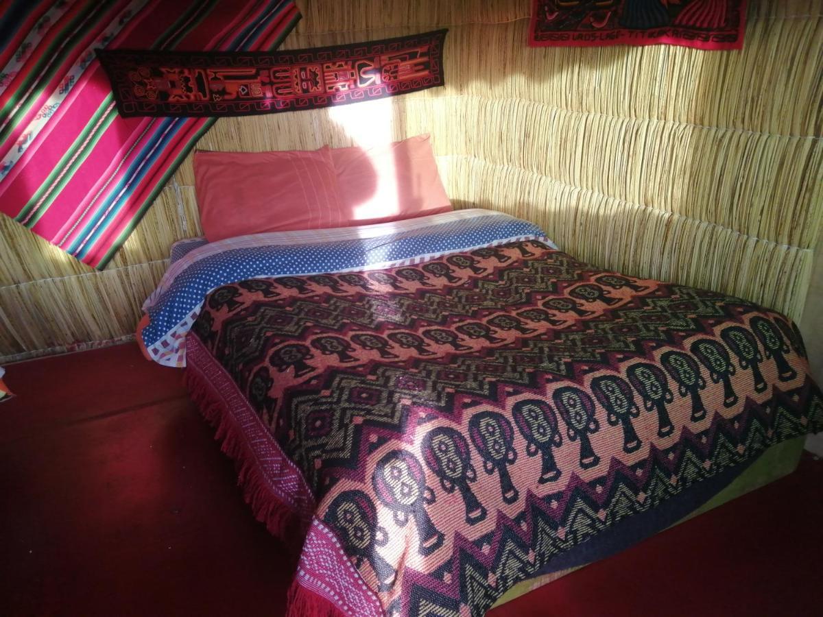 Uros Lodge Lover Titiqaqa بونو المظهر الخارجي الصورة