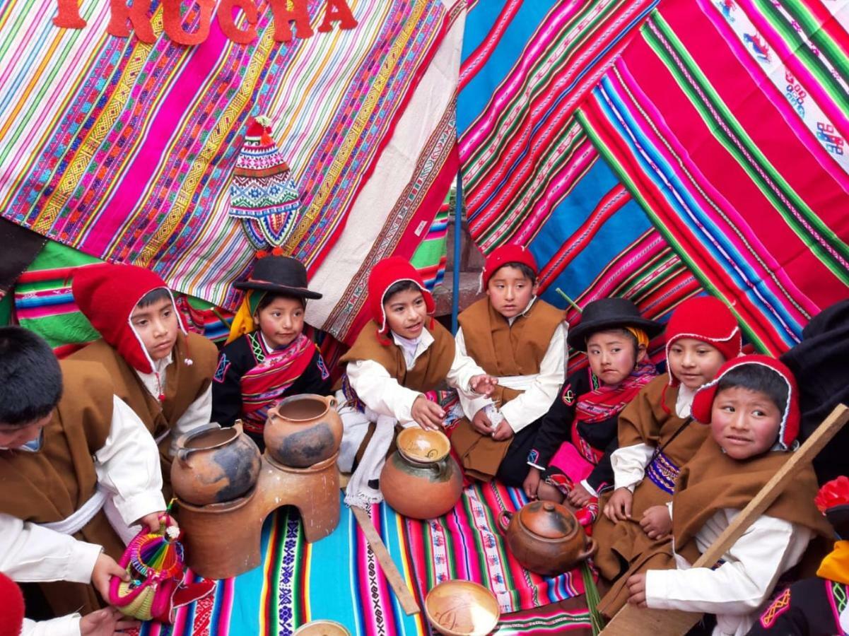 Uros Lodge Lover Titiqaqa بونو المظهر الخارجي الصورة