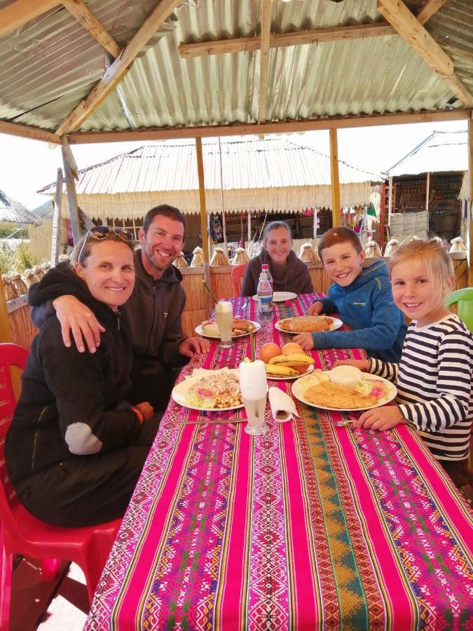 Uros Lodge Lover Titiqaqa بونو المظهر الخارجي الصورة