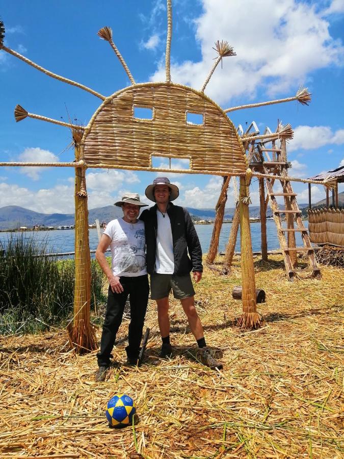 Uros Lodge Lover Titiqaqa بونو المظهر الخارجي الصورة