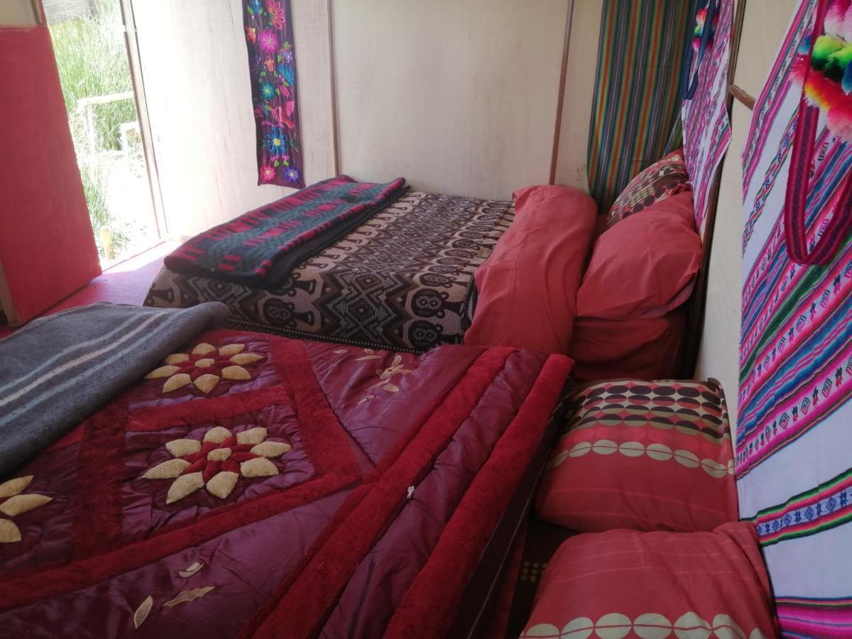 Uros Lodge Lover Titiqaqa بونو المظهر الخارجي الصورة